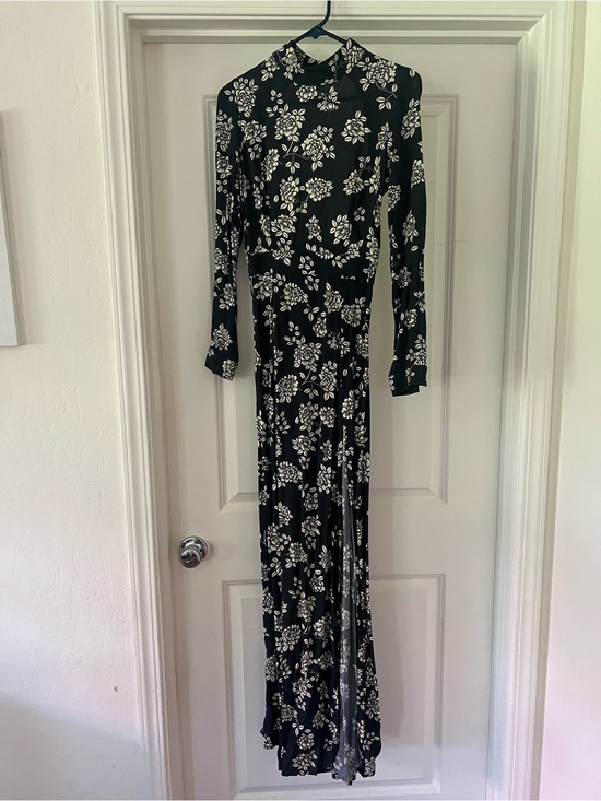 Flynn Skye Dresses & Skirts - Flynn Skye Black Maxi Dress with White Floral Print